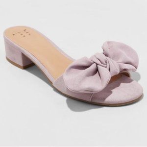 ⭐️ NWT Lilac Velvet Bow Open Back Mules